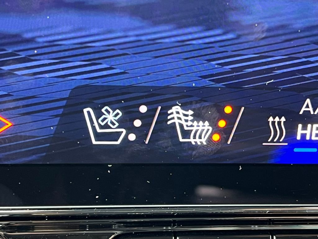 Certified 2025 Chevrolet Blazer EV RS w/ Super Cruise Package image 25