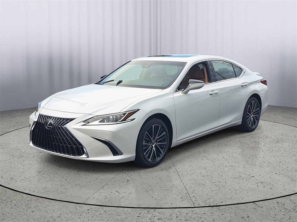 New 2025 Lexus ES 300h w/ Premium Package image 3