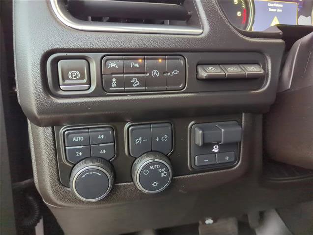 Used 2021 Chevrolet Tahoe High Country w/ Premium Package image 25