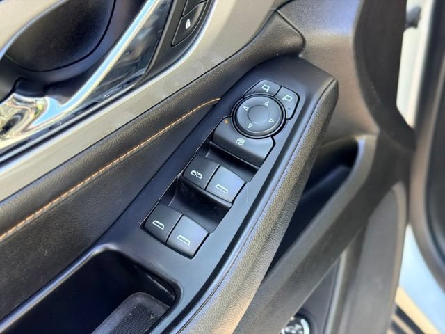 Used 2019 Chevrolet Traverse LT w/ LPO, Floor Liner Package FWD image 19