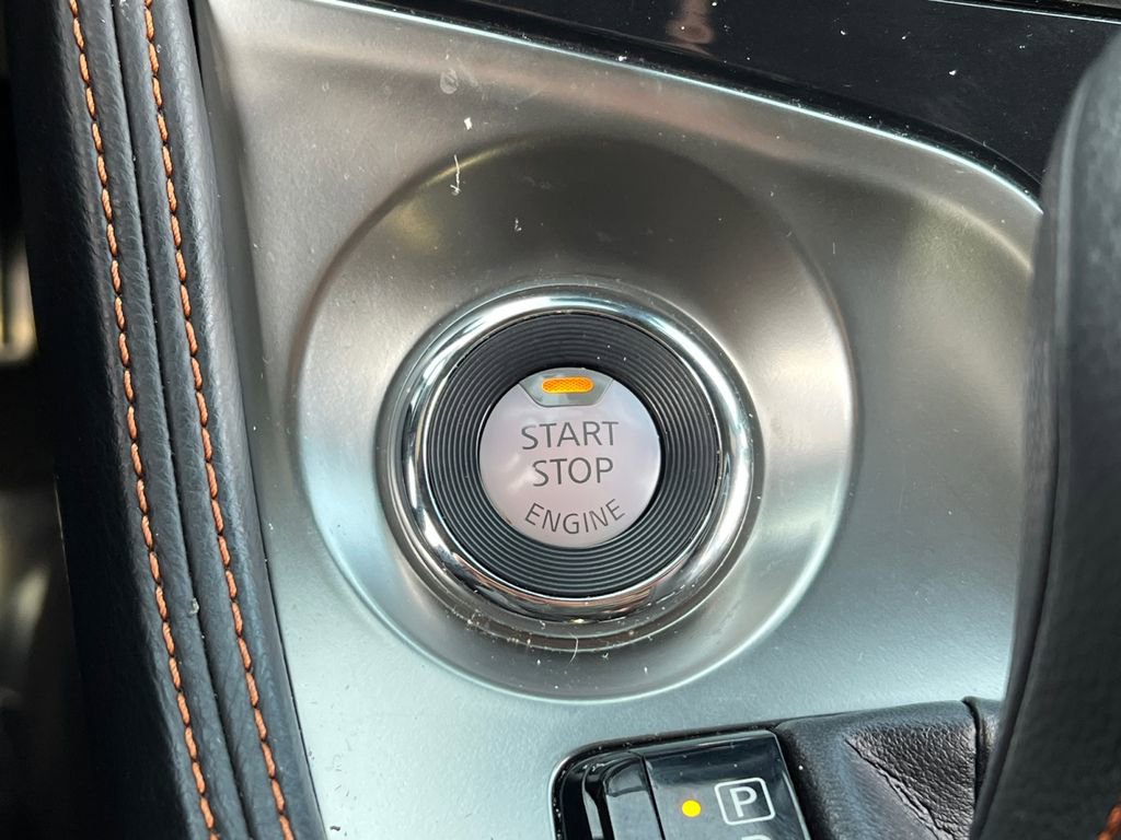 Used 2023 Nissan Maxima SR w/ Sport Mat Group image 28