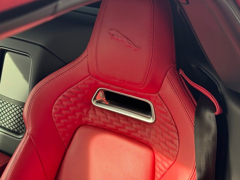 Used 2023 Jaguar F-TYPE Convertible image 8