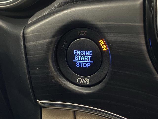 Used 2021 Jeep Grand Cherokee Limited w/ Luxury Group II image 30