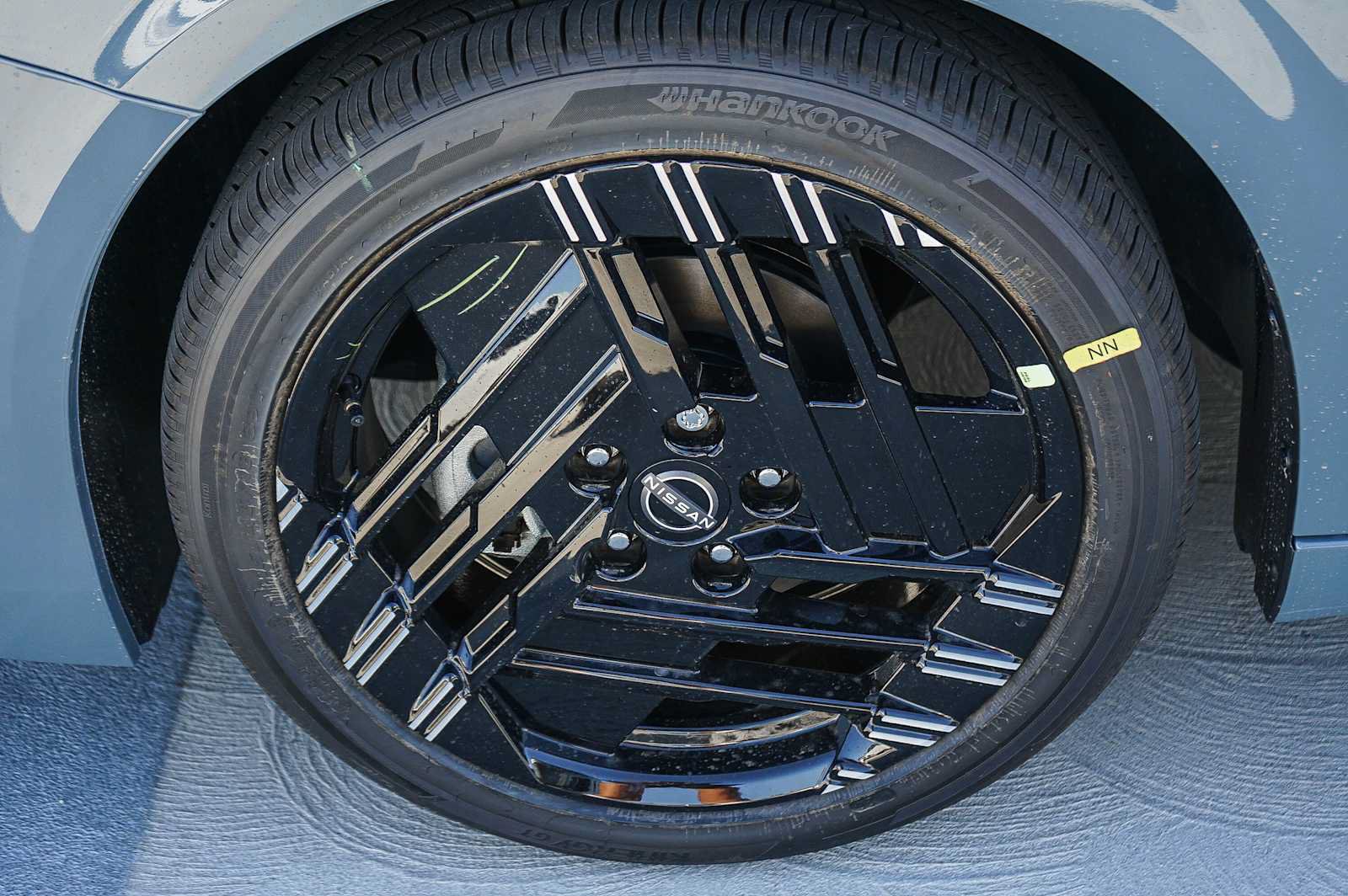 New 2027 Nissan Sentra SR w/ SR Premium Package FWD image 10
