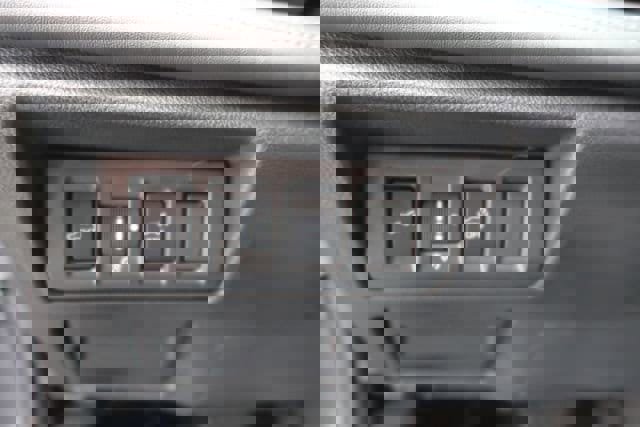 Certified 2025 Subaru Outback Limited w/ Popular Package #2 image 17