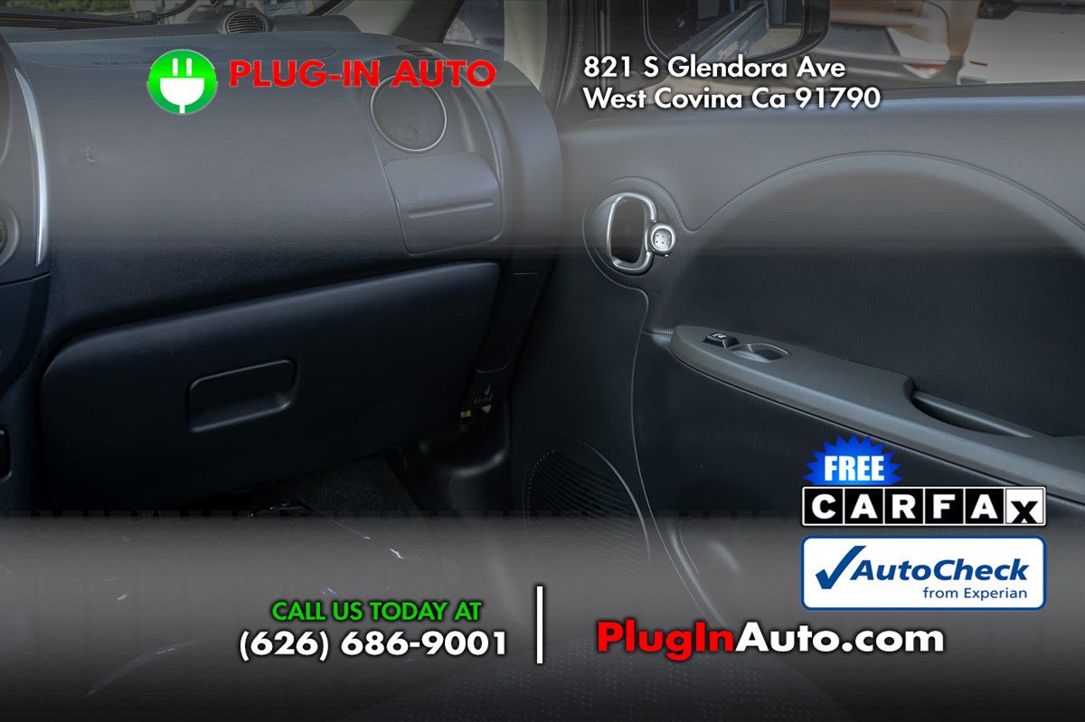 Used 2017 Mitsubishi i ES image 14