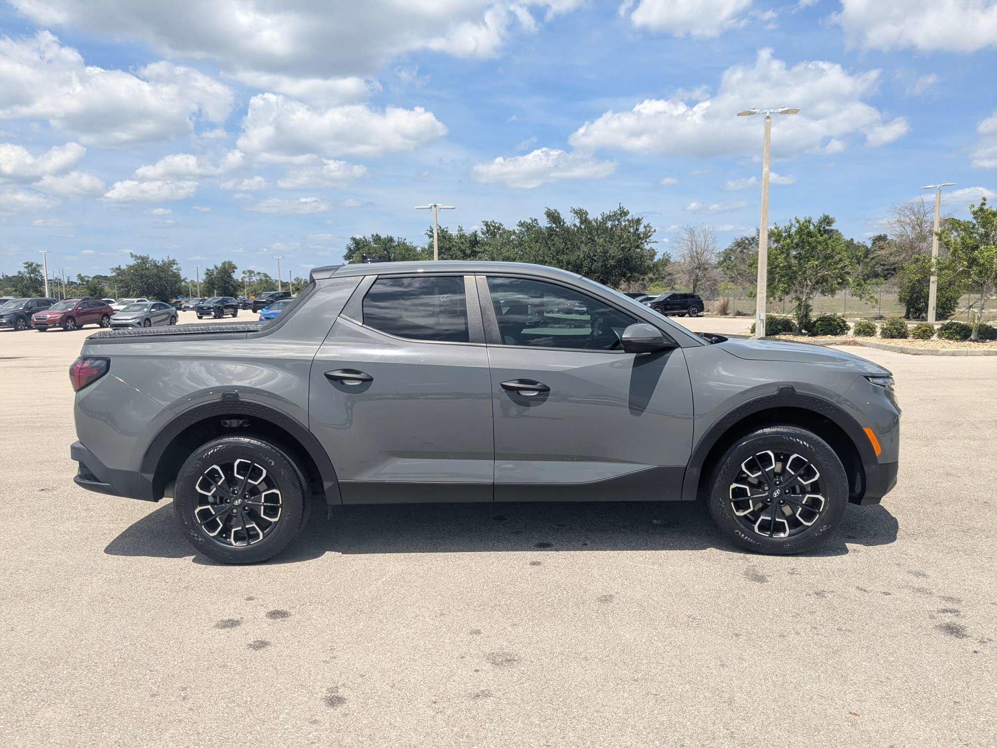 Used 2023 Hyundai Santa Cruz SEL AWD/4WD image 4