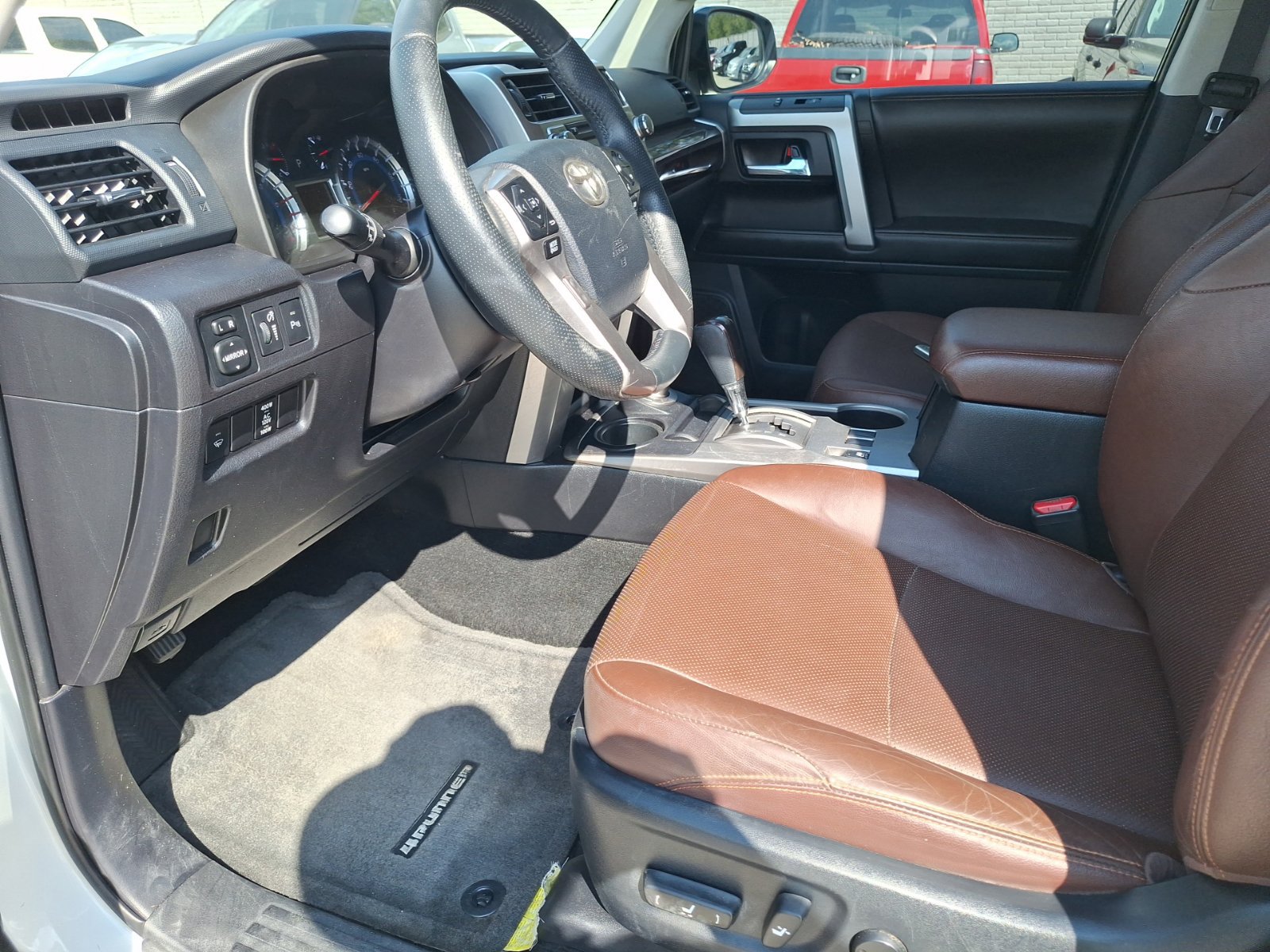 Used 2015 Toyota 4Runner Limited AWD/4WD image 14