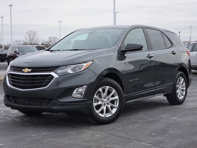 Used 2021 Chevrolet Equinox LS w/ LS Convenience Package image 2