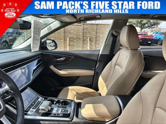 Used 2025 Audi Q8 Premium Plus AWD/4WD image 13