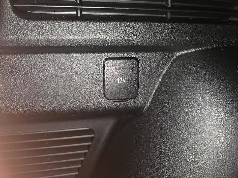 Used 2022 Ford Escape SE image 28