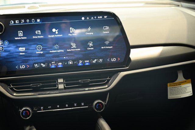 New 2025 Chevrolet Equinox EV RS image 14