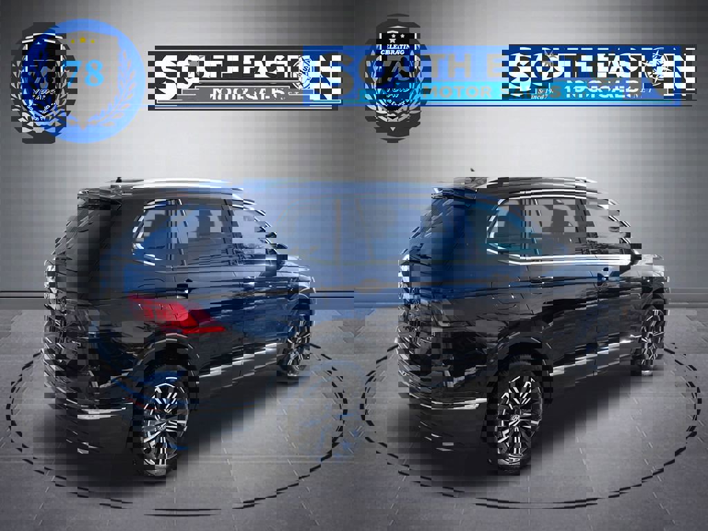 Used 2018 Volkswagen Tiguan SEL image 7