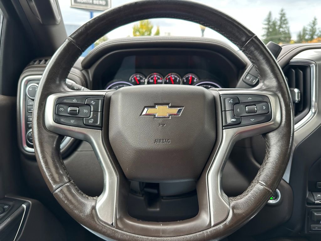 Used 2019 Chevrolet Silverado 1500 LTZ w/ LTZ Premium Package AWD/4WD image 25
