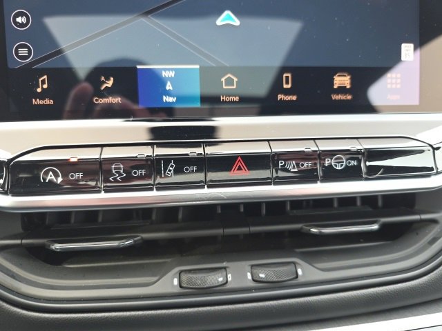 Used 2024 Jeep Compass Limited w/ Driver Assist Group I image 28