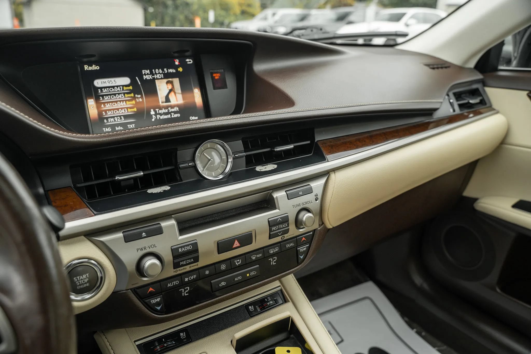 Used 2018 Lexus ES 350 w/ Premier Package FWD image 21