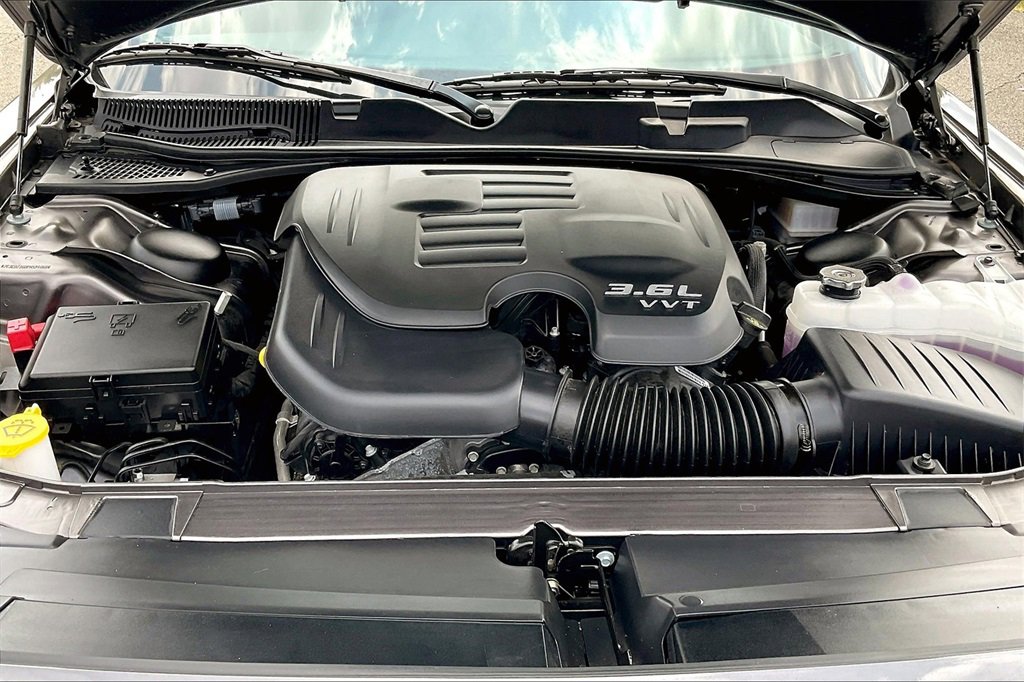 Used 2023 Dodge Challenger GT w/ Performance Handling Group image 9