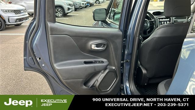 Certified 2022 Jeep Renegade Altitude w/ Convenience Group image 20