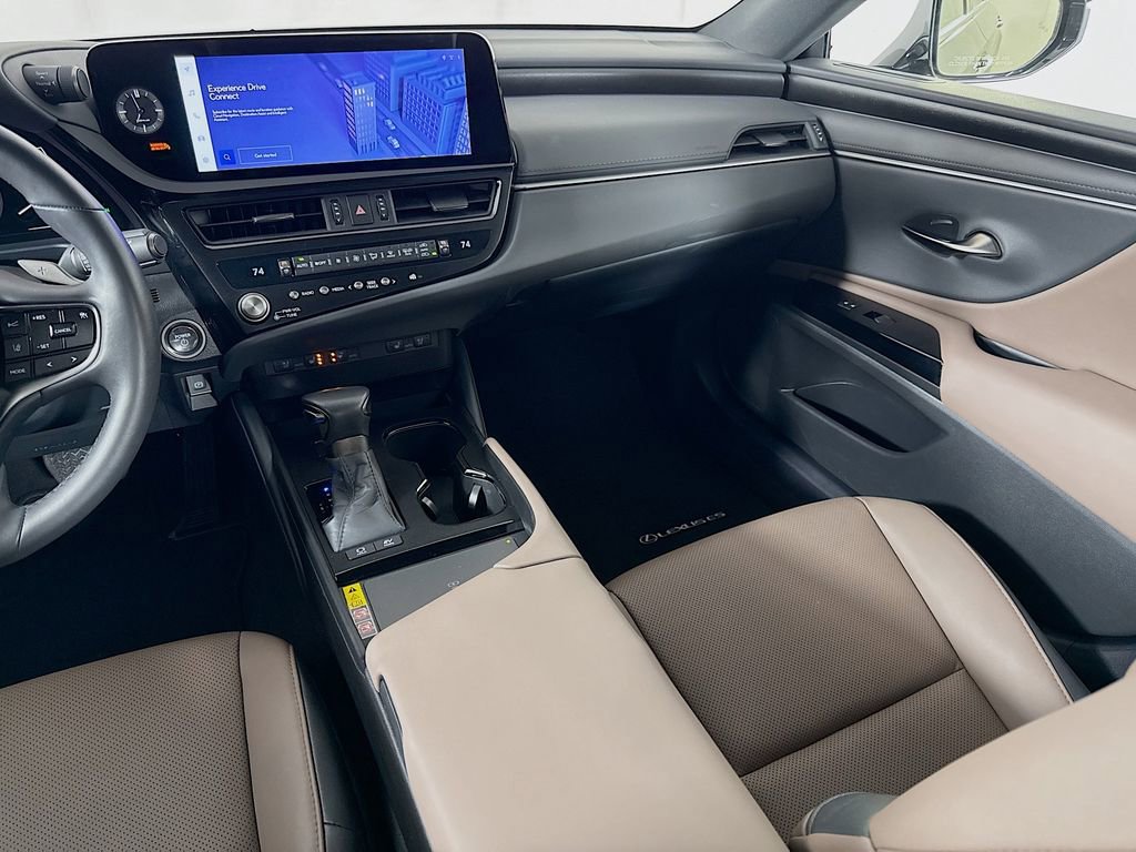 Certified 2025 Lexus ES 300h w/ Premium Package image 24