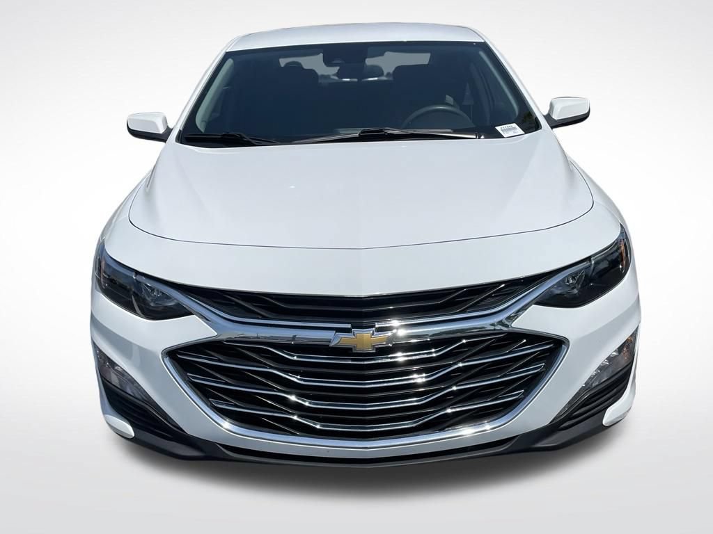 Used 2025 Chevrolet Malibu LT FWD image 9