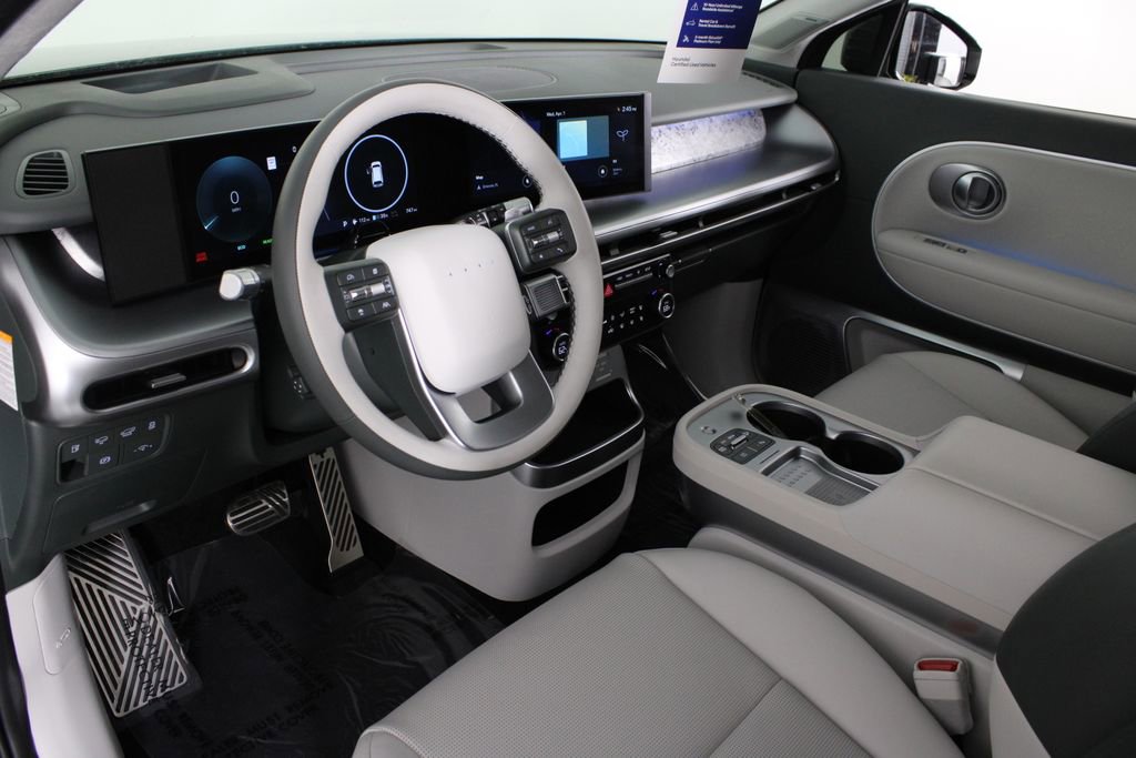 Certified 2026 Hyundai Ioniq 9 Calligraphy image 20