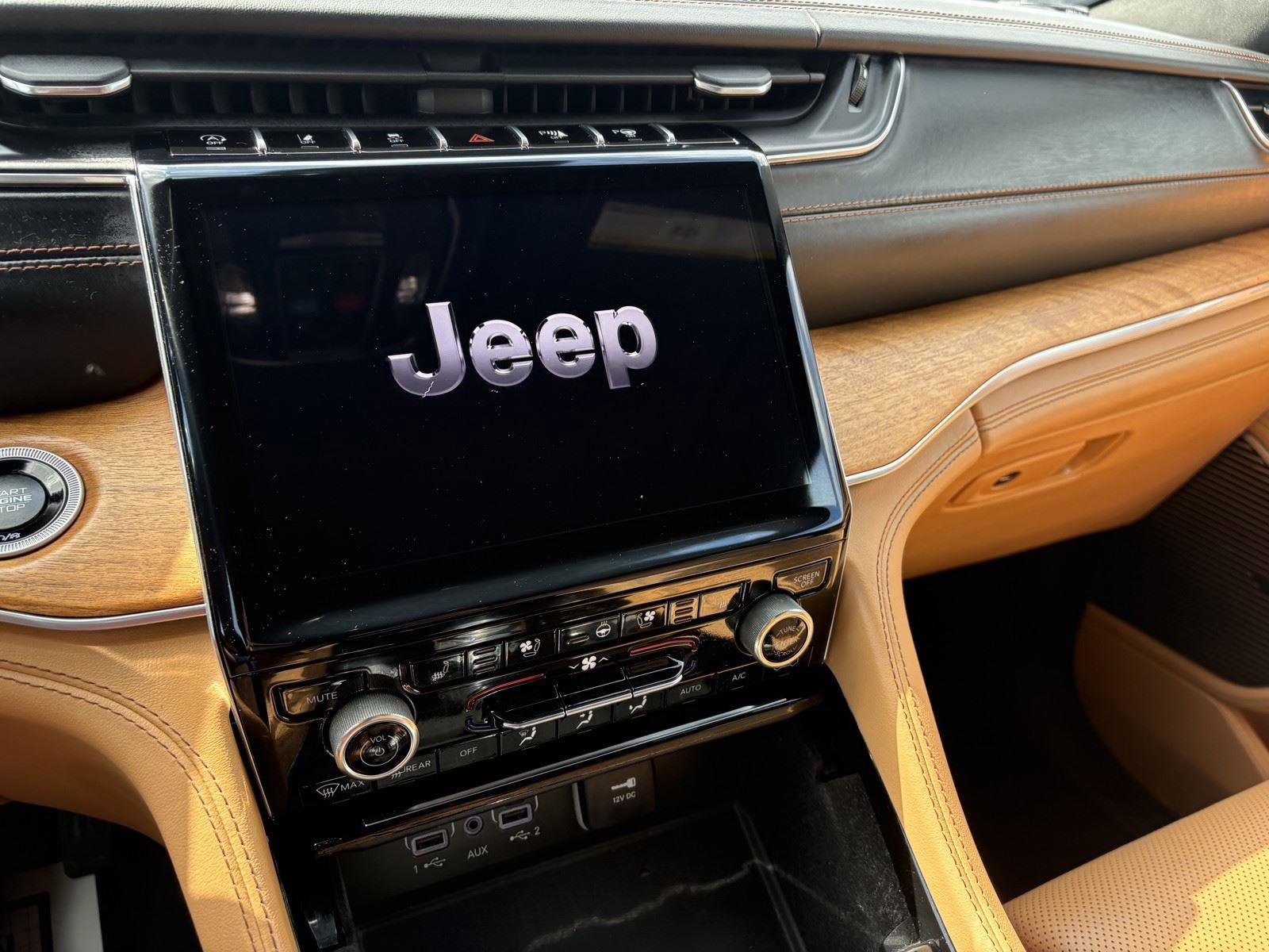 Used 2021 Jeep Grand Cherokee L Summit image 18