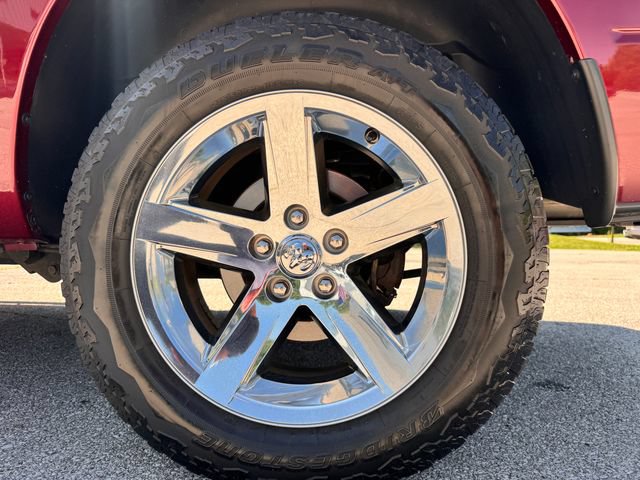 Used 2017 RAM 1500 Express AWD/4WD image 29