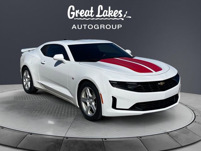 Used 2019 Chevrolet Camaro LT w/ Technology Package RWD image 7