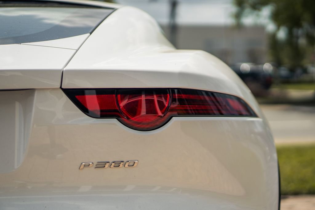 Used 2020 Jaguar F-TYPE R-Dynamic image 12