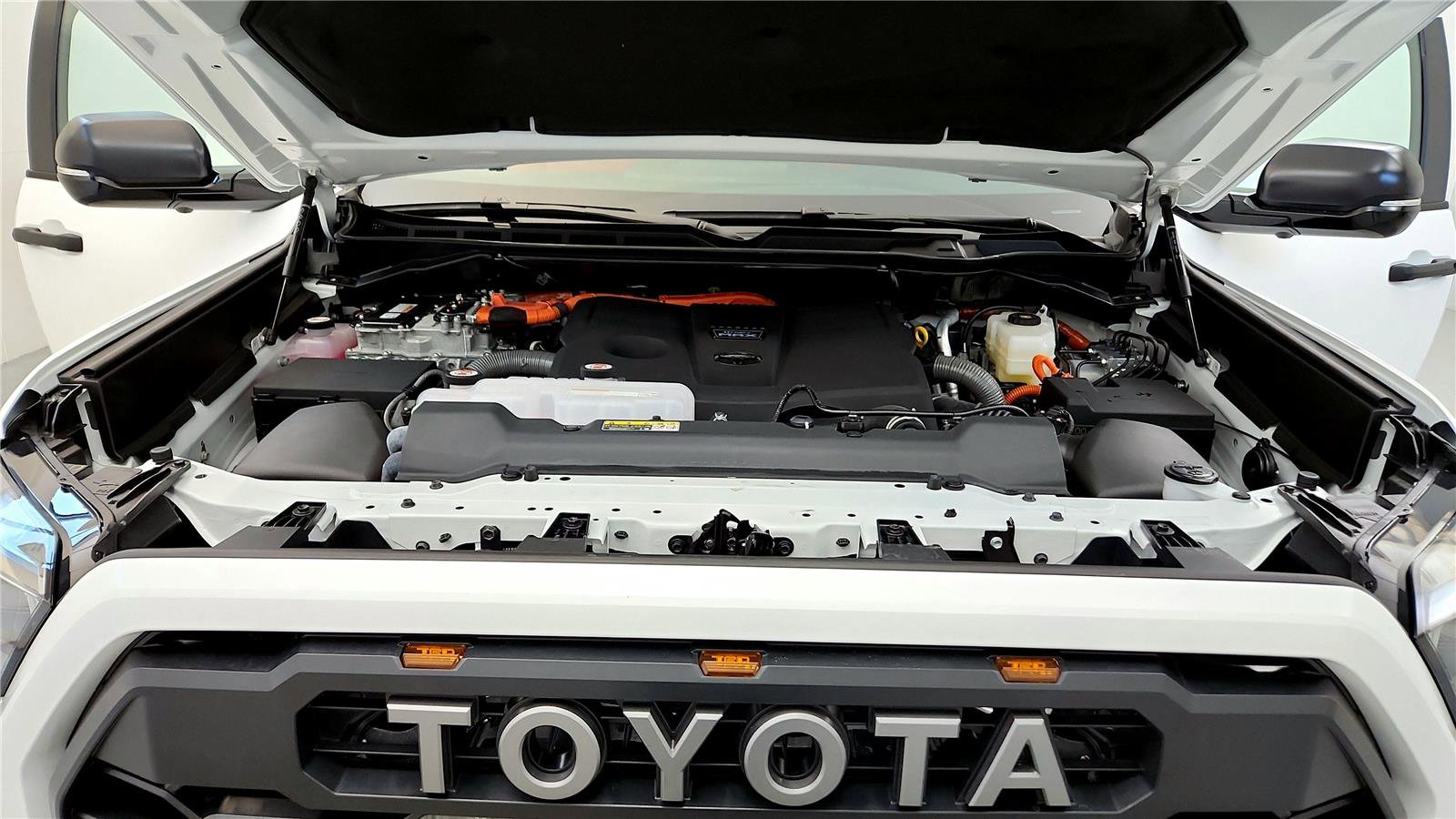 Certified 2026 Toyota Tundra TRD Pro AWD/4WD image 15