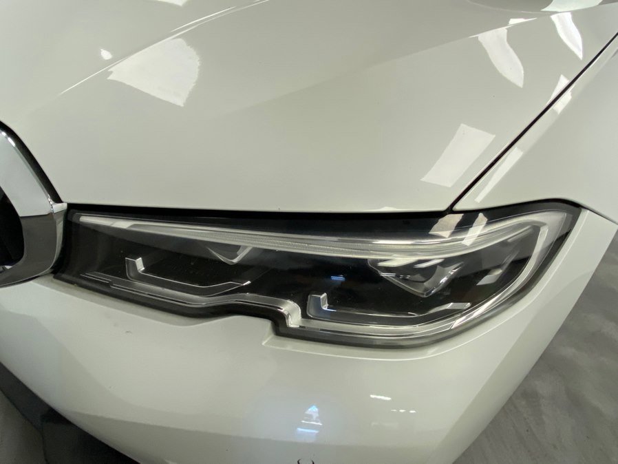 Used 2019 BMW 330i xDrive Sedan w/ Convenience Package AWD/4WD image 11