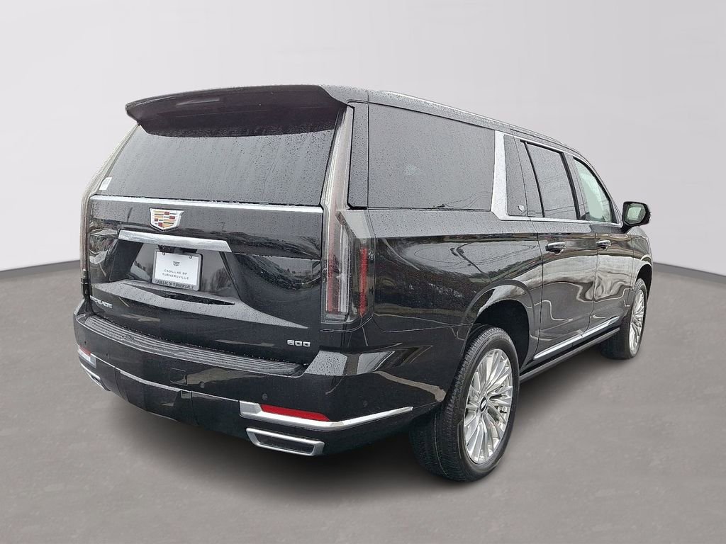 New 2026 Cadillac Escalade ESV Luxury w/ LPO, Floor Liner Package image 4