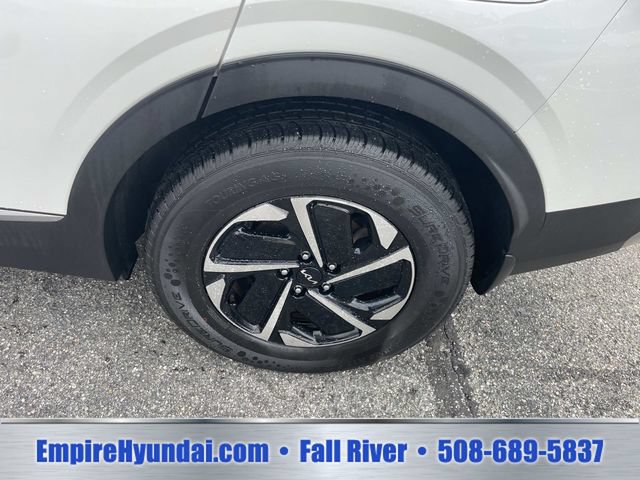 Used 2024 Kia Sportage LX AWD/4WD image 13