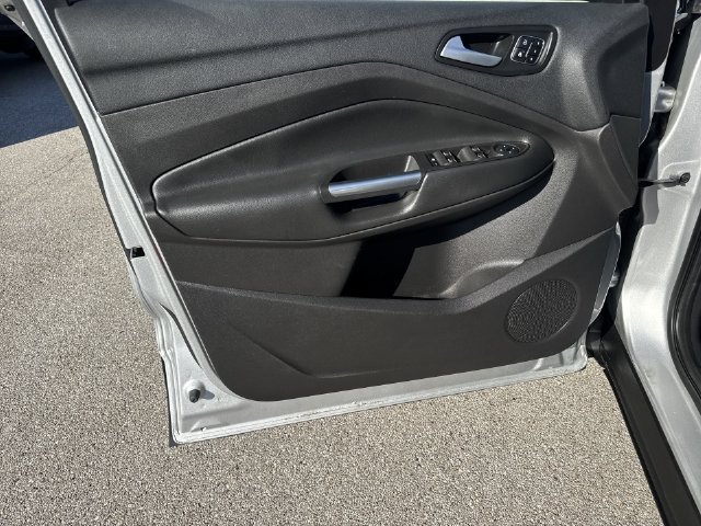 Used 2018 Ford Escape Titanium FWD image 22