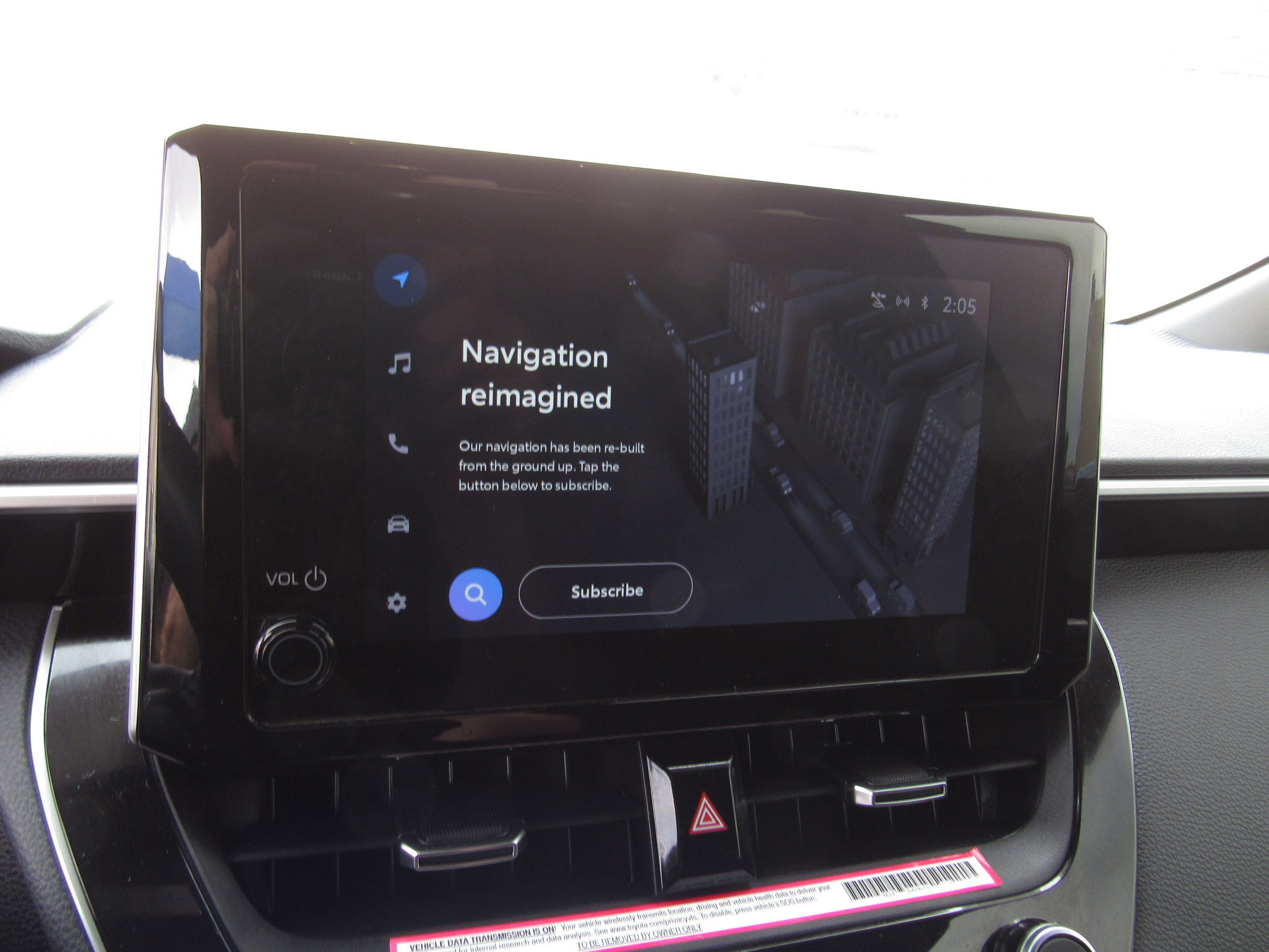 Used 2025 Toyota Corolla SE w/ SE Package image 17