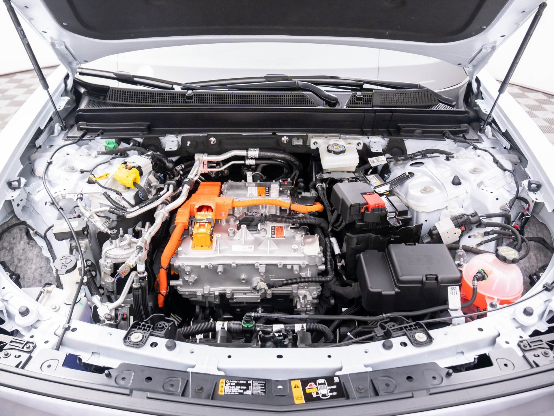 New 2026 Cadillac Lyriq Sport image 28