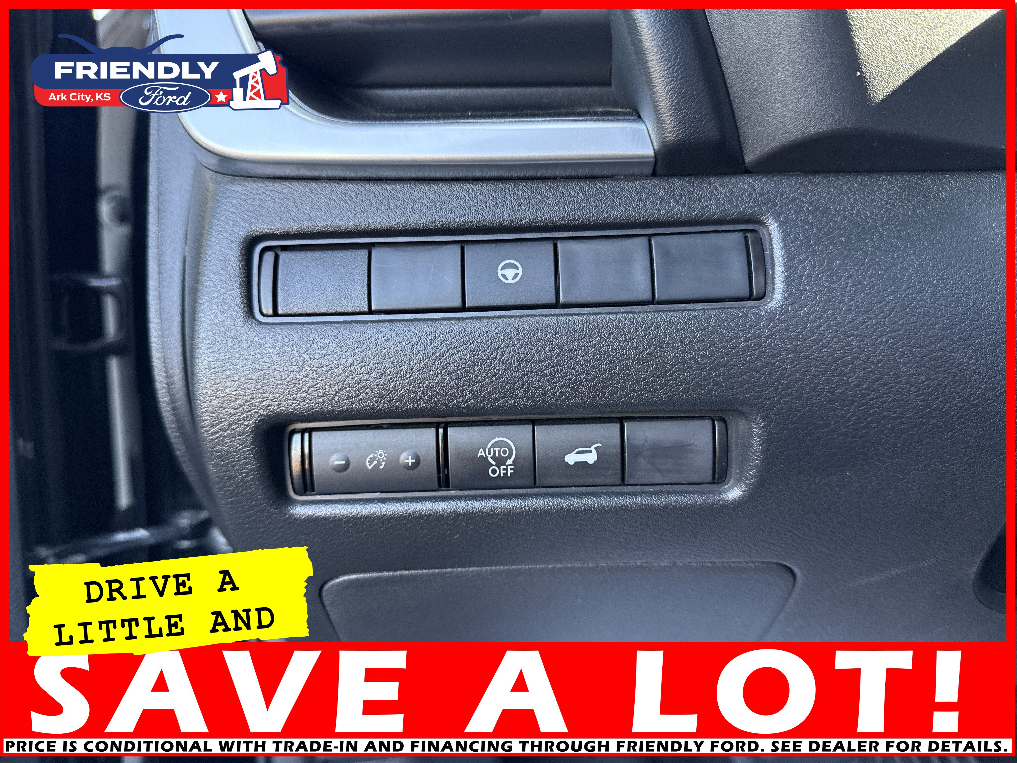 Used 2024 Nissan Rogue SV image 31