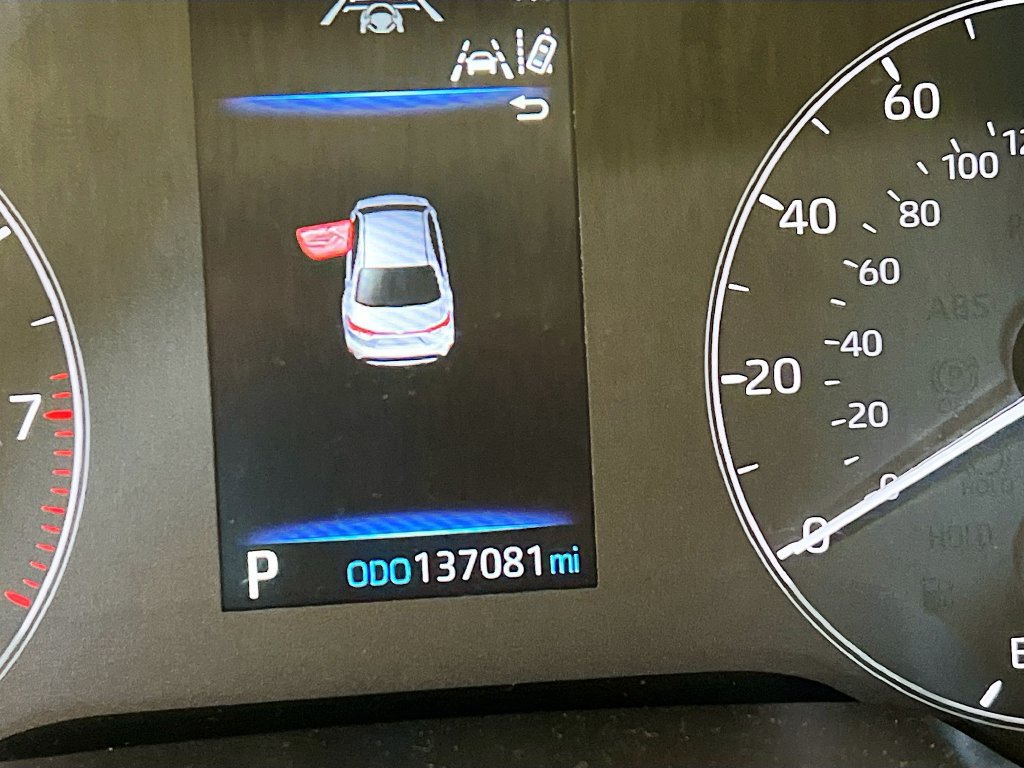 Used 2024 Toyota Corolla LE FWD image 12