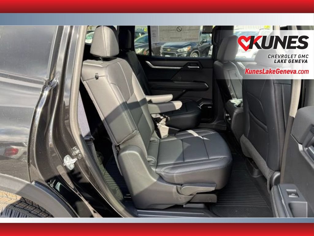 New 2026 GMC Acadia Elevation w/ Black Edition AWD/4WD image 17