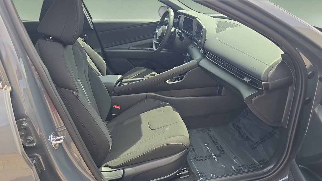 New 2026 Hyundai Elantra SEL Sport Premium FWD image 24
