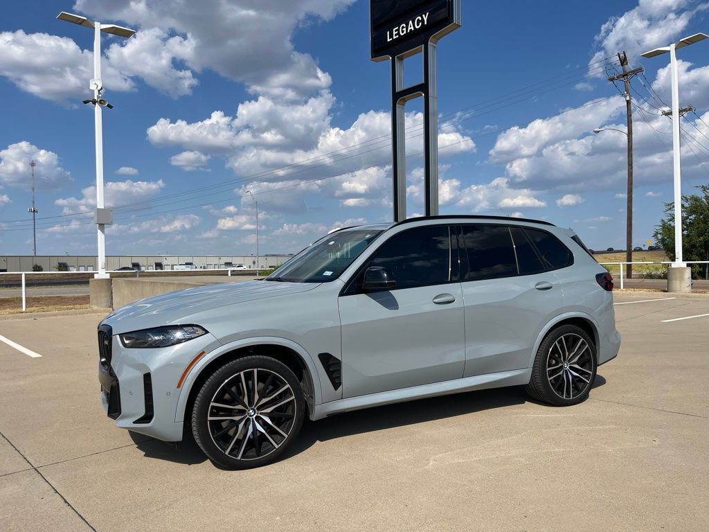 Used 2024 BMW X5 M60i AWD/4WD video 1