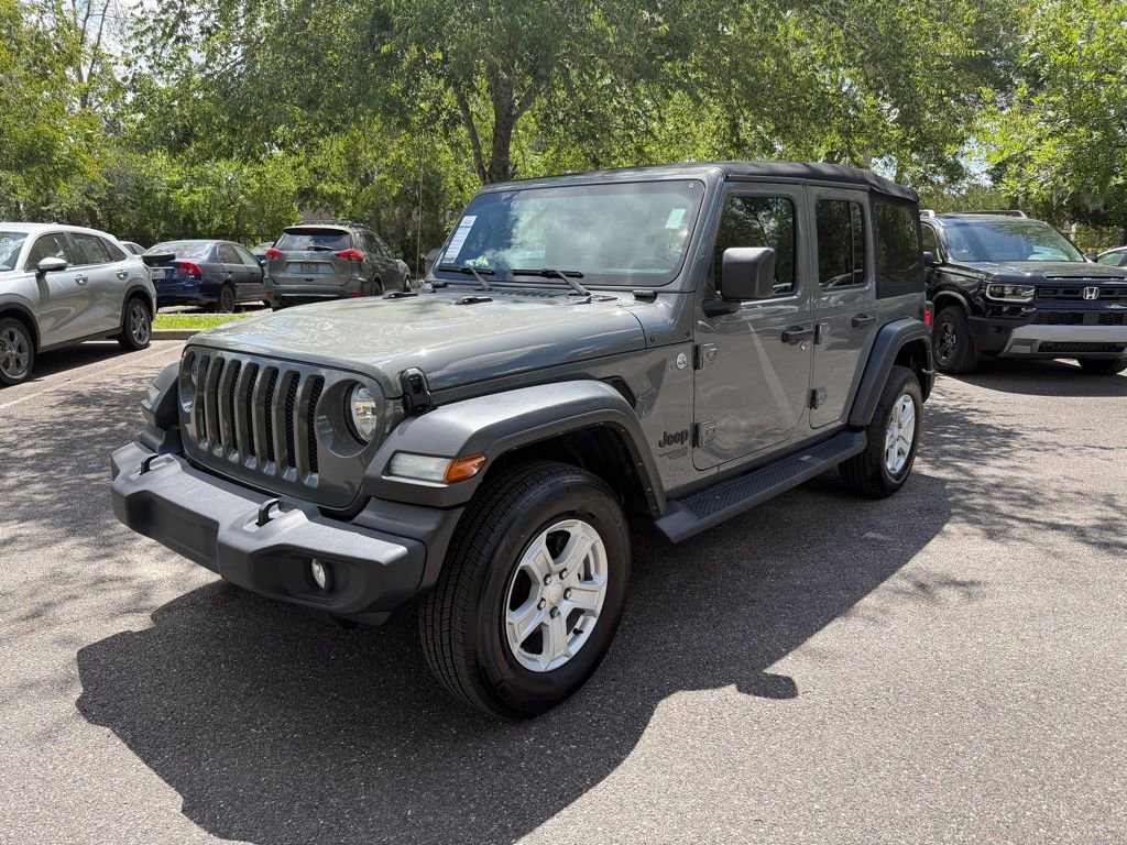 Used 2021 Jeep Wrangler Unlimited Sport AWD/4WD image 3