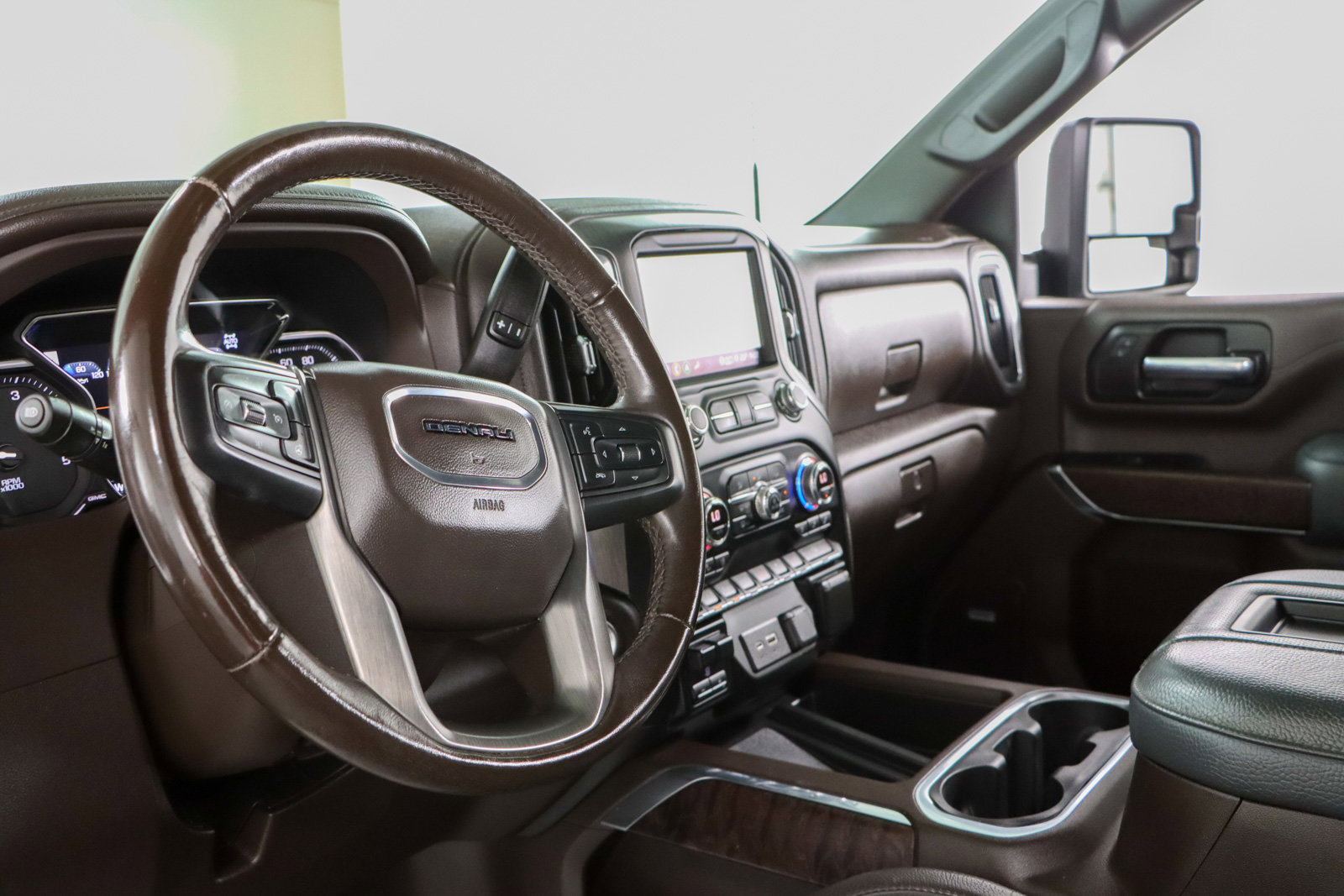 Used 2022 GMC Sierra 3500 Denali image 25