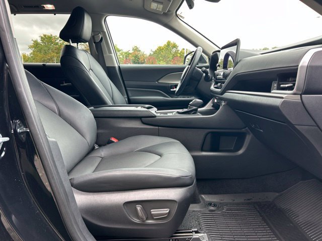 Used 2024 Toyota Grand Highlander AWD image 20