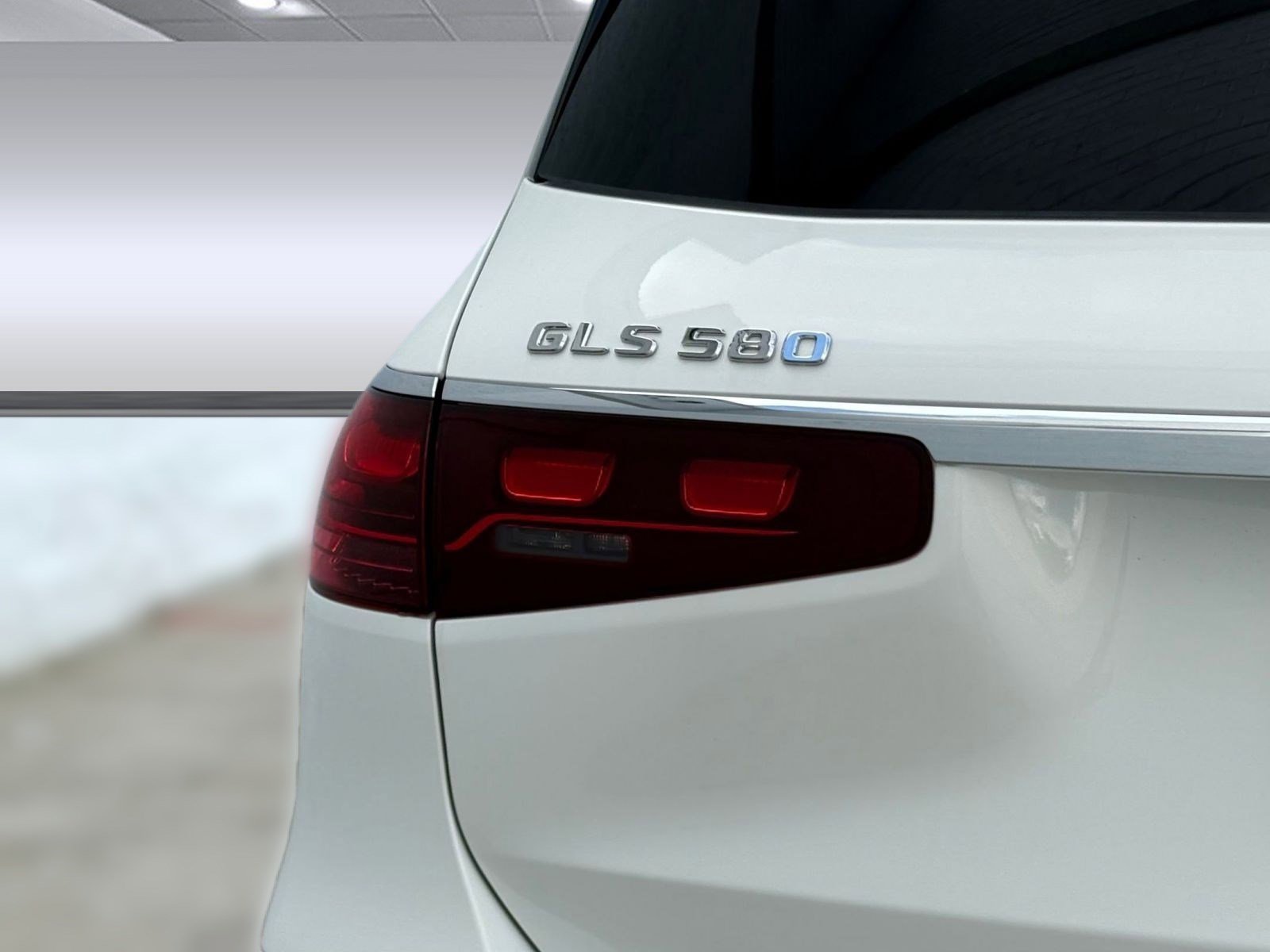 New 2026 Mercedes-Benz GLS 580 4MATIC image 12