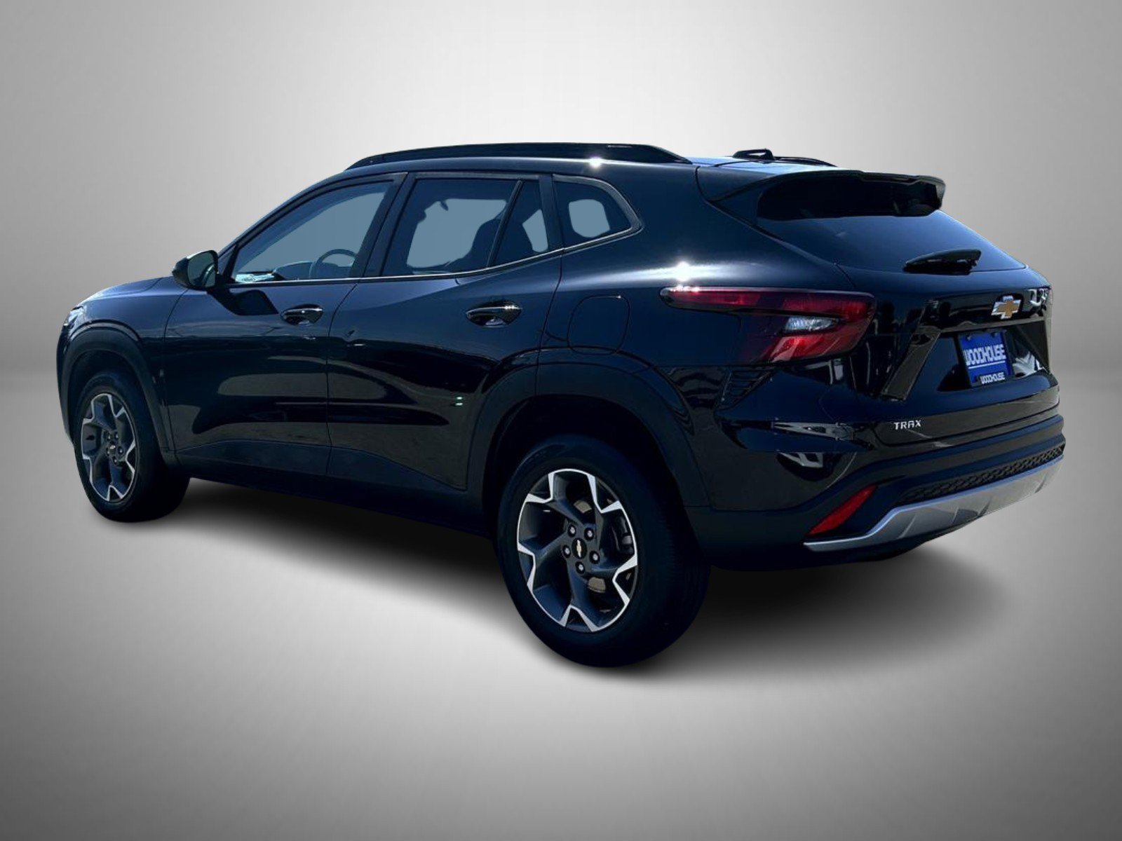 Used 2025 Chevrolet Trax LT w/ LT Convenience Package FWD image 7