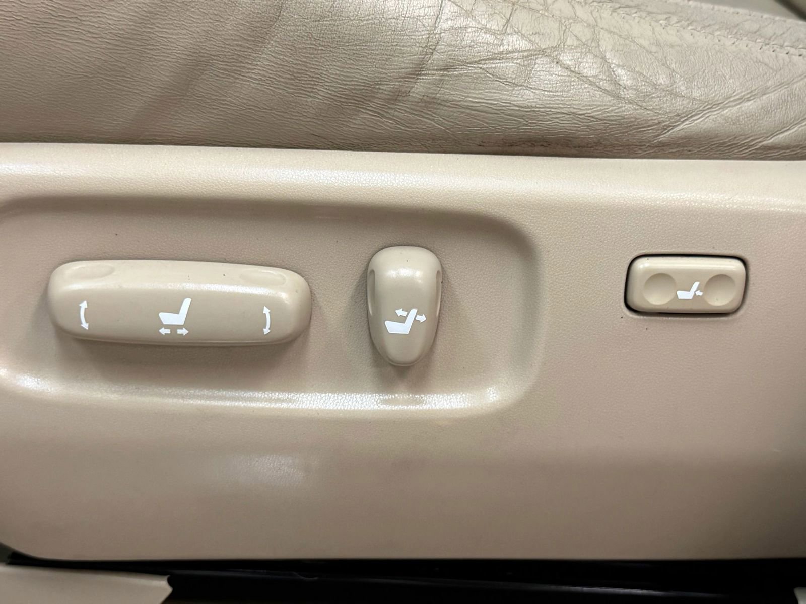 Used 2006 Lexus RX 400h 2WD image 27