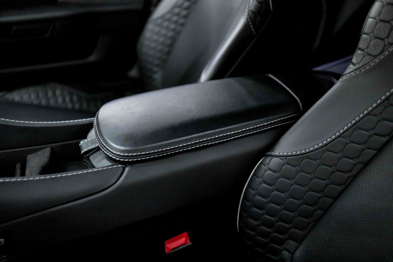 Used 2016 Aston Martin Vanquish Coupe image 57