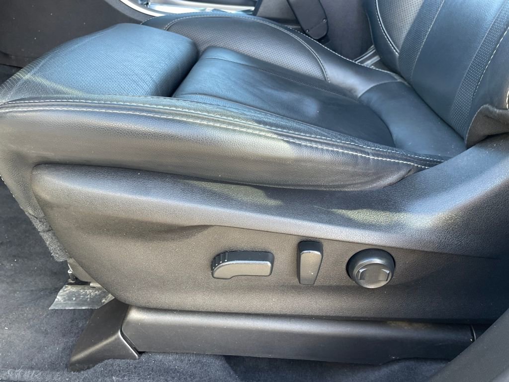 Used 2022 Subaru Ascent Limited w/ Technology Package image 39