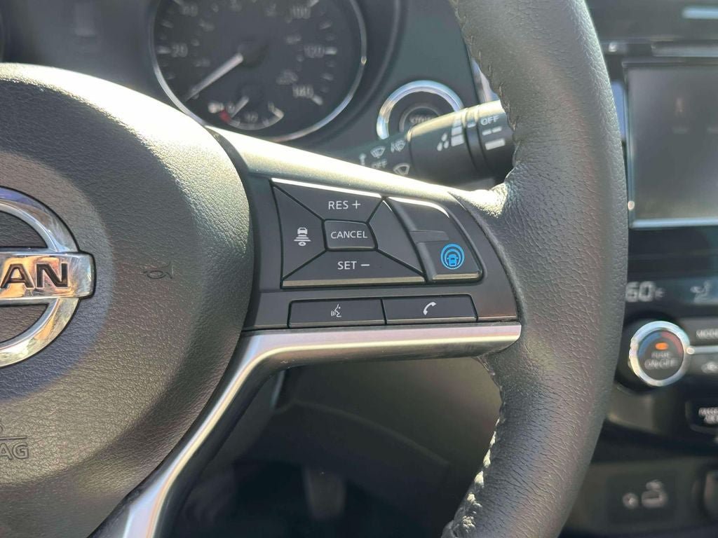 Used 2019 Nissan Rogue SL w/ Premium Package AWD/4WD image 23